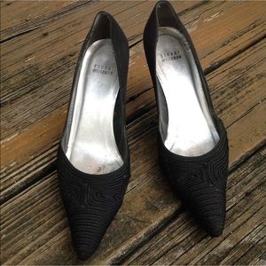 Stuart Weitzman Black Pointy Toe High Heels Size 8 M Textured Pumps Womens Shoes